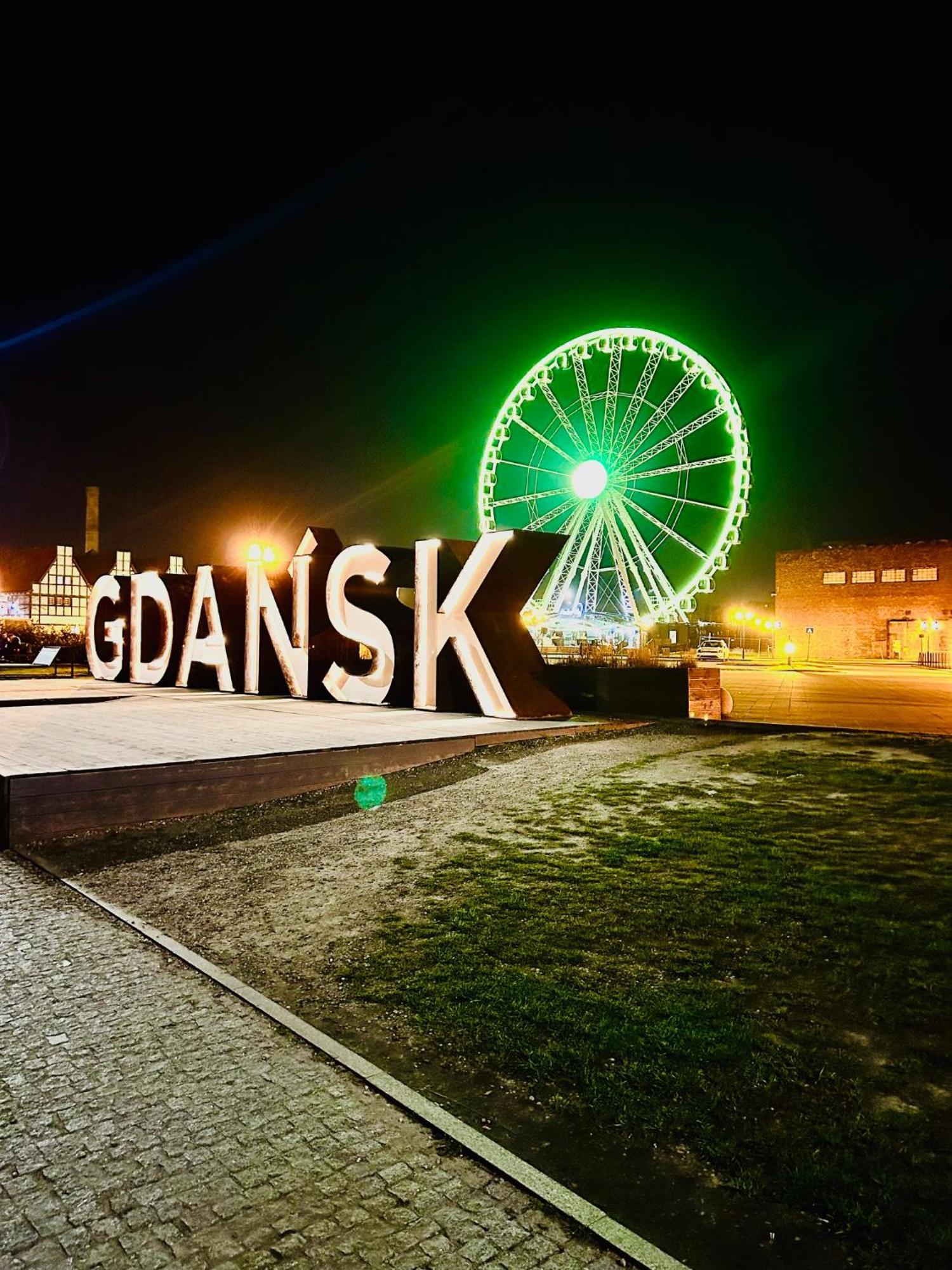 Baltic Gdansk Old Town Heart Aparthotel Buitenkant foto